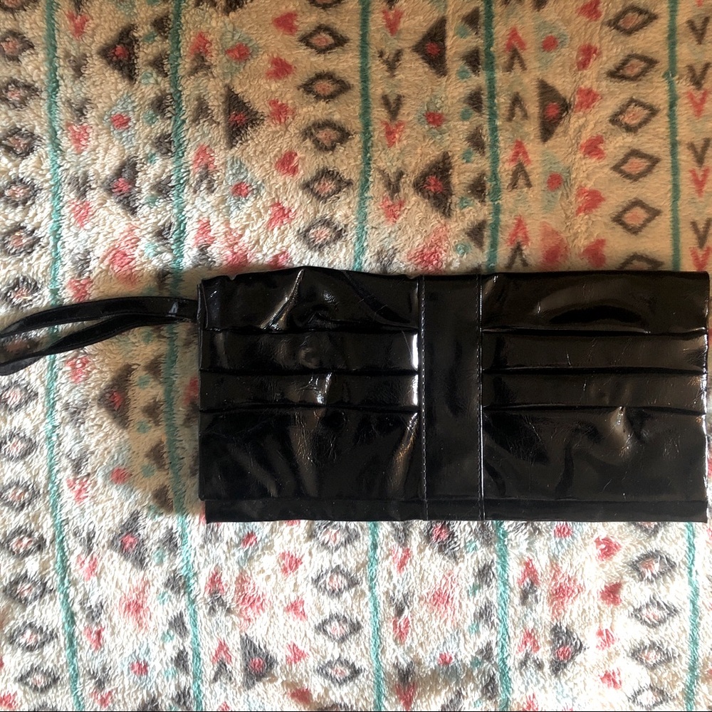 3/$20 Black large wristlet